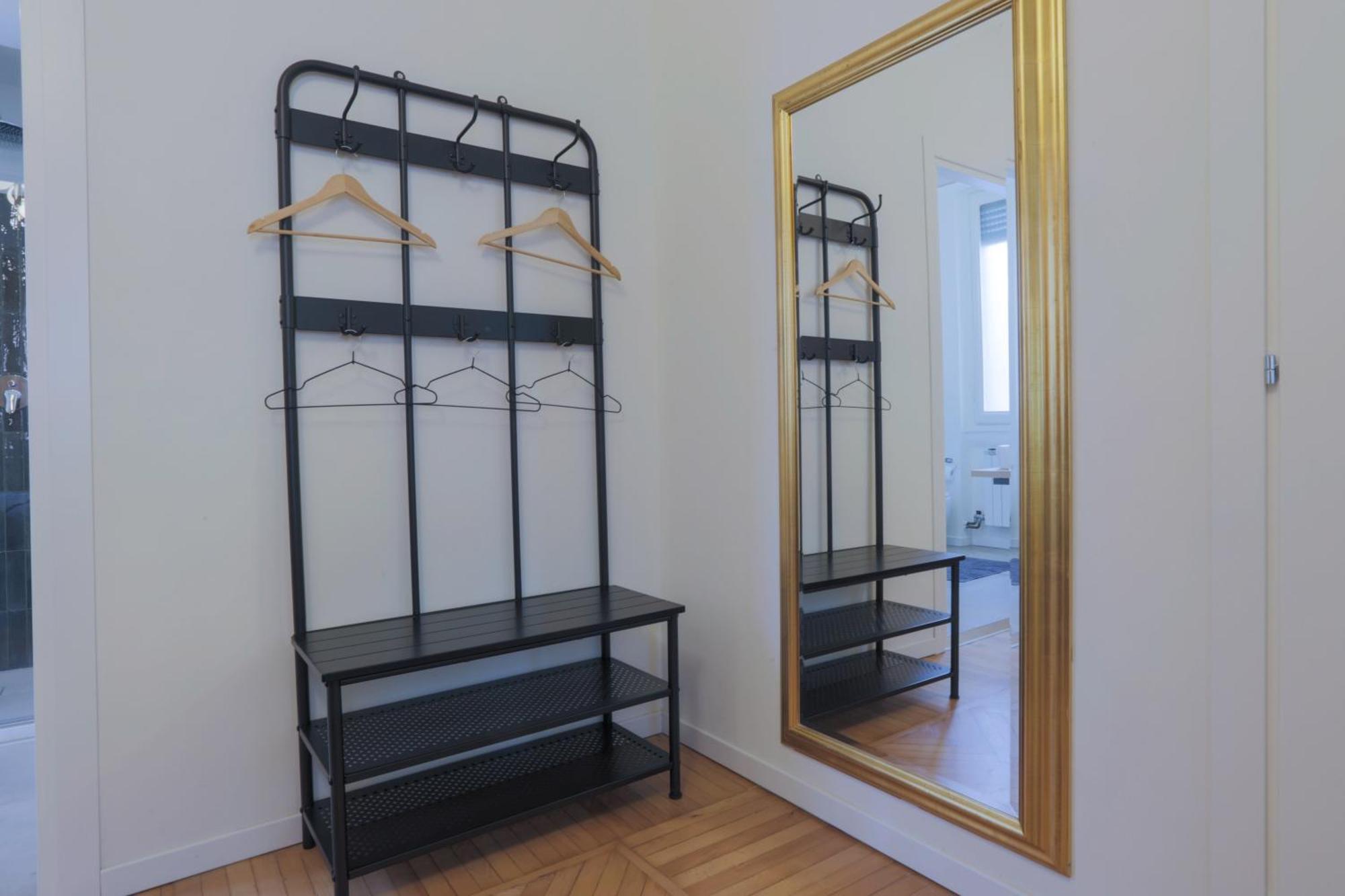 Aparthotel Fiera Milano-city Life Free Parking Anglia' S Bridge Mailand