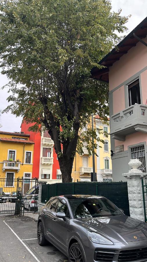 Fiera Milano-city Life Free Parking Anglia' S Bridge Apartahotel *